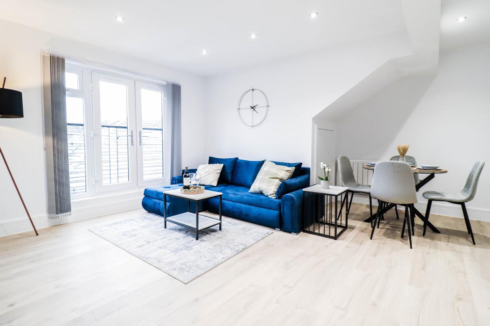 Modern 1-Bed Apartment In Buckinghamshire With Free Wifi, Parking & Garden High Wycombe Bagian luar foto